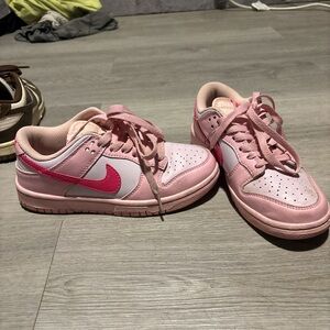 Nike dunks pink Sneakers